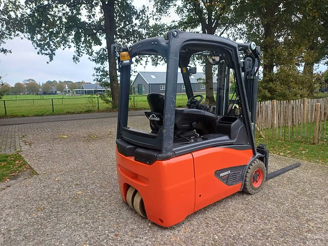 2016 linde e16-02 vorkheftruck - afbeelding 13 van  19