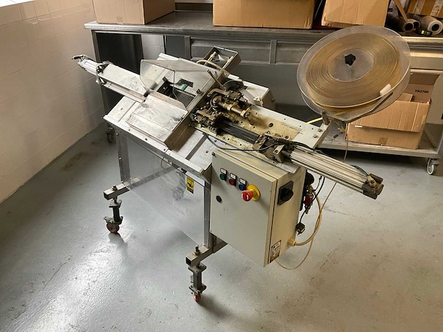 2016 lmc acl 40 pl zakkensluitmachine - afbeelding 1 van  9