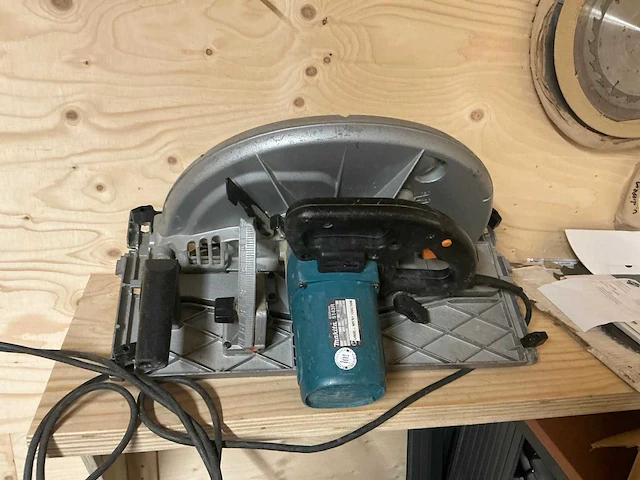 2016 makita 5143r afkortcirkelzaagmachine - afbeelding 2 van  3