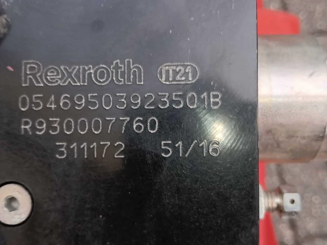 2016 manitou mlt 1040 complete telescopische hefmast met hydraulische snelwissel - afbeelding 8 van  11