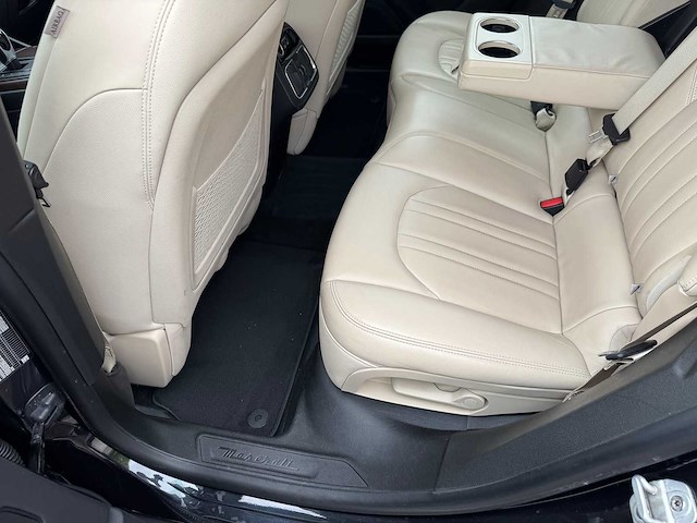 2016 maserati levante 3.0 v6 d awd; kh-906-l - afbeelding 22 van  38