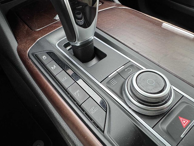 2016 maserati levante 3.0 v6 d awd; kh-906-l - afbeelding 29 van  38