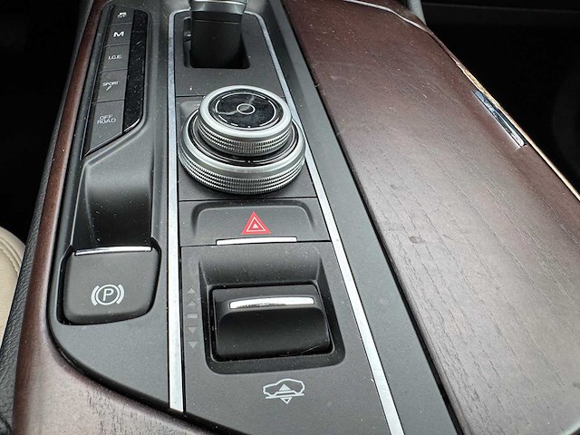 2016 maserati levante 3.0 v6 d awd; kh-906-l - afbeelding 30 van  38