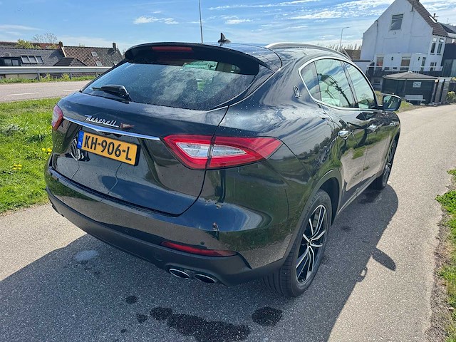 2016 maserati levante 3.0 v6 d awd; kh-906-l - afbeelding 36 van  38