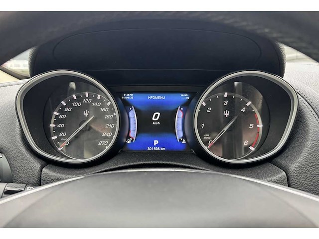 2016 maserati levante 3.0 v6 d awd,* kh-906-l - afbeelding 32 van  38