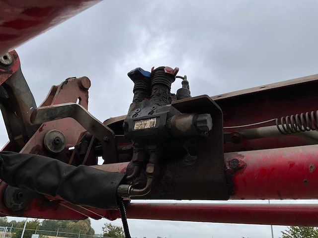 2016 massey ferguson 6716s vierwielaangedreven landbouwtractor - afbeelding 21 van  42