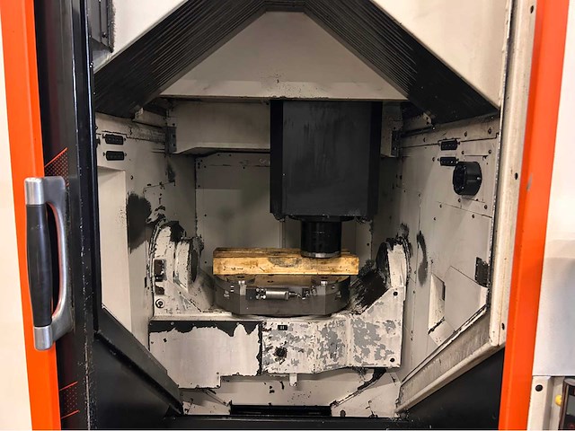 2016 mazak i-600 cnc universeel machinecentrum - afbeelding 22 van  23