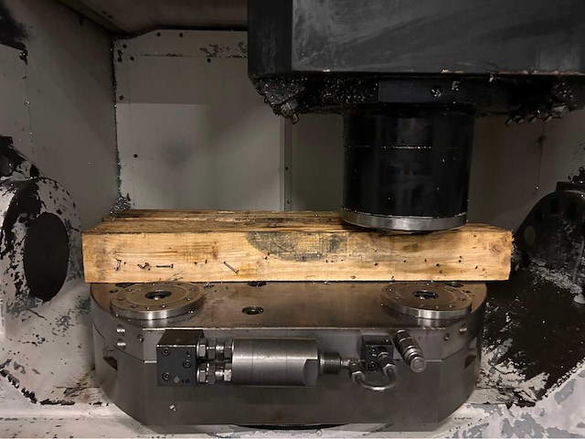 2016 mazak i-600 cnc universeel machinecentrum - afbeelding 23 van  23