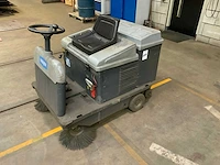 2016 meijer vr 950 zelfrijdende veegmachine - afbeelding 1 van  9