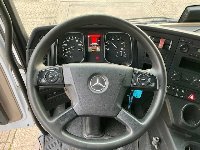 2016 mercedes-benz actros 1843 vrachtwagen - afbeelding 7 van  29