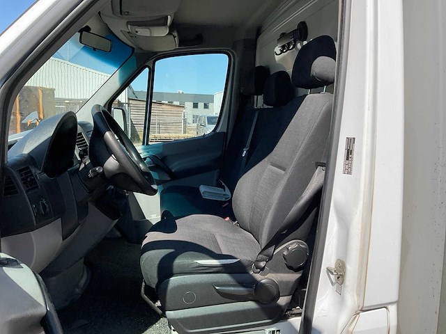 2016 mercedes-benz sprinter 316 2.2 cdi 432 906ba50 bakwagen met laadklep - afbeelding 10 van  26
