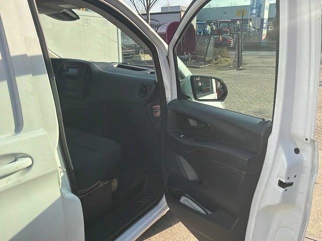 2016 mercedes-benz vito bedrijfswagen - afbeelding 9 van  28