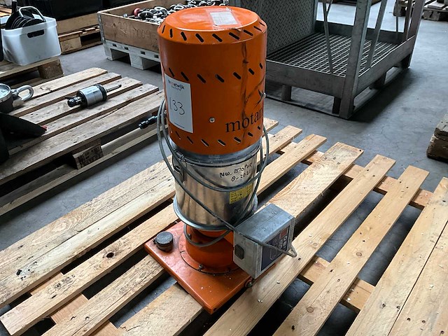 2016 motan metro-hes 250 vacuüm hopper / feeder - afbeelding 1 van  5