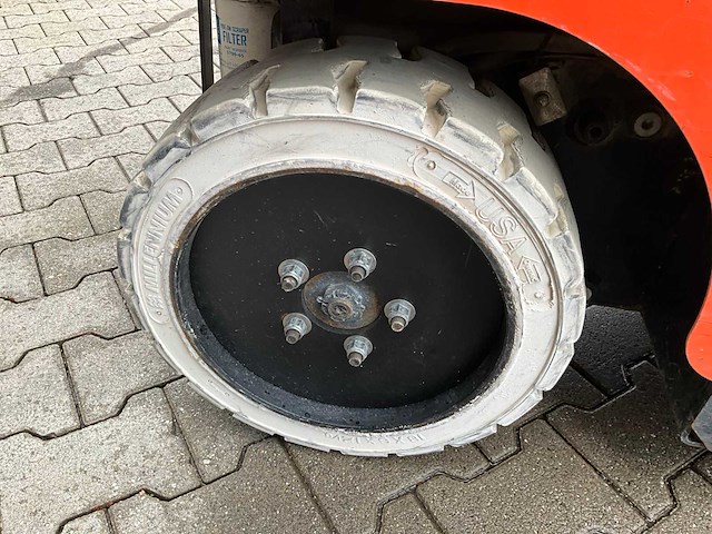 2016 national flooring equipment 5700 bol opzit accu tapijt / vloerstripper - afbeelding 9 van  21