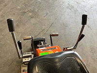 2016 national flooring equipment 5700 bol opzit accu tapijt / vloerstripper - afbeelding 13 van  16