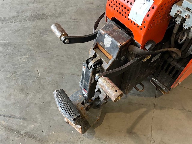 2016 national flooring equipment 5700 bol opzit accu tapijt / vloerstripper - afbeelding 14 van  16