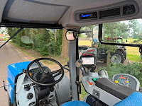 2016 new holland t6090 pc vierwielaangedreven landbouwtractor - afbeelding 8 van  11