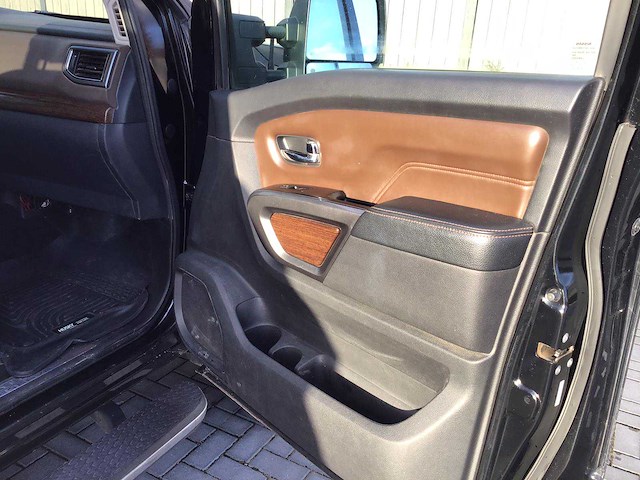 2016 nissan titan pick-up - afbeelding 4 van  18