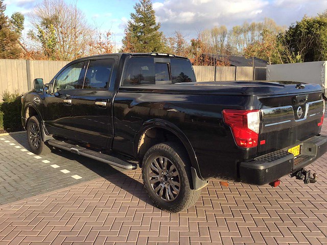 2016 nissan titan pick-up - afbeelding 8 van  16