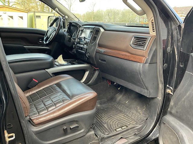 2016 nissan titan pick-up - afbeelding 4 van  25