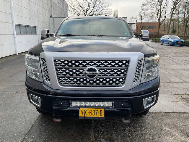2016 nissan titan pick-up - afbeelding 21 van  25