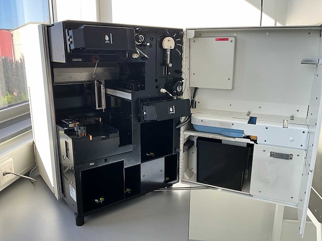 2016 nova biomedical bio profile flex2 geautomatiseerde celcultuuranalyser - afbeelding 5 van  9