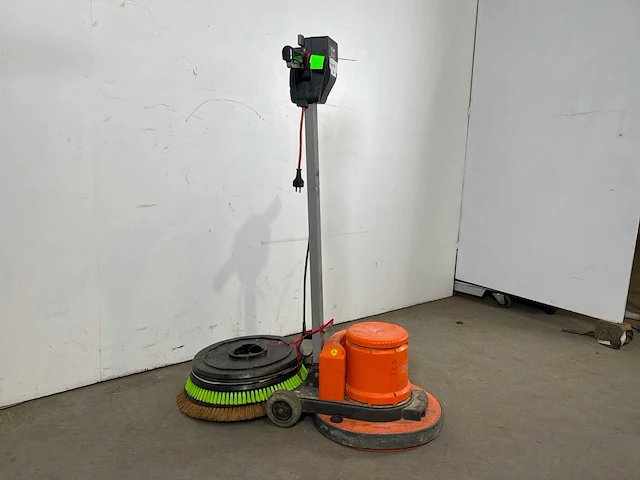 2016 numatic hfm 1515 boen-/schuurmachine - 450mm - afbeelding 3 van  6