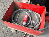 2016 ocmer ocm 048 media betonpomp - afbeelding 4 van  12