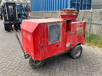 2016 ocmer ocm 048 media betonpomp - afbeelding 1 van  13