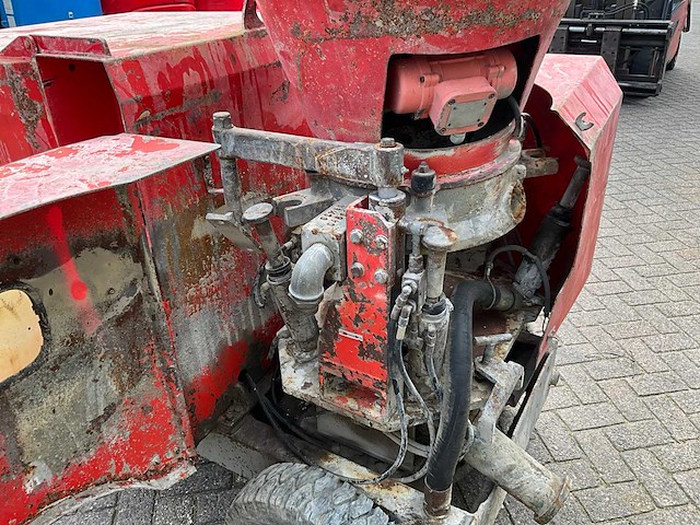 2016 ocmer ocm 048 media betonpomp - afbeelding 7 van  13