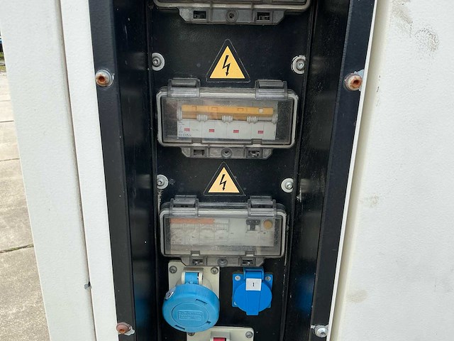 2016 onis visa f103gxvm aggregaat 100kva (verhuur uitvoering) - afbeelding 3 van  34