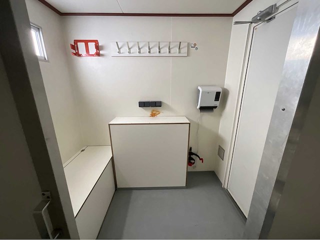 2016 peters / barli deco 400 decontaminatie aanhangwagen / unit - afbeelding 5 van  31