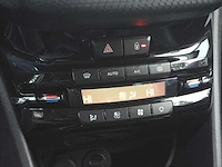 2016 peugeot 2008 1.2 puret. urban c. personenauto - afbeelding 8 van  10
