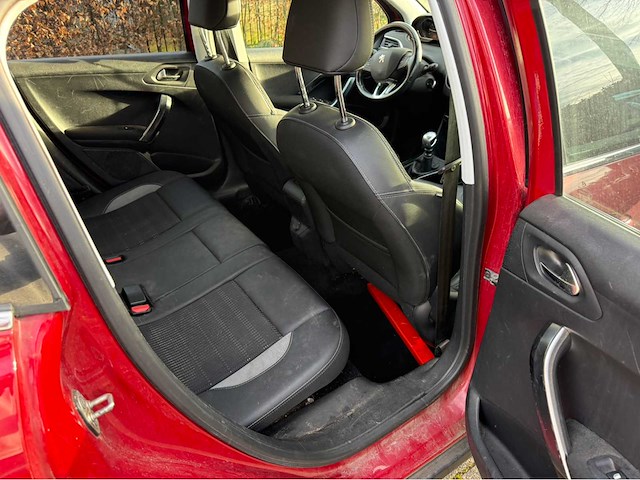 2016 peugeot 2008 1.2 puretech gt-line personenauto - afbeelding 14 van  26