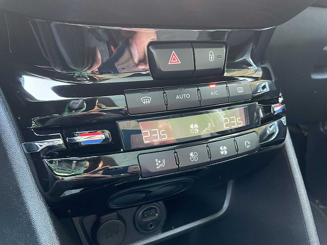 2016 peugeot 2008 automaat 1.2xallure personenauto - afbeelding 6 van  23