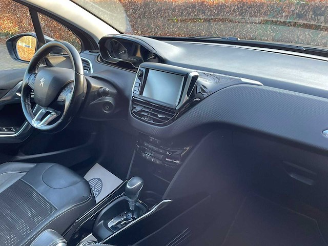 2016 peugeot 2008 automaat 1.2xallure personenauto - afbeelding 15 van  23