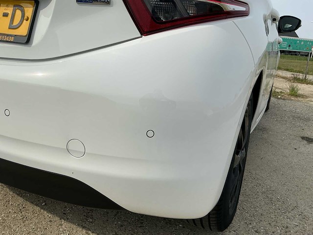 2016 peugeot 208 1.2 puret. blue lion personenauto - afbeelding 14 van  41