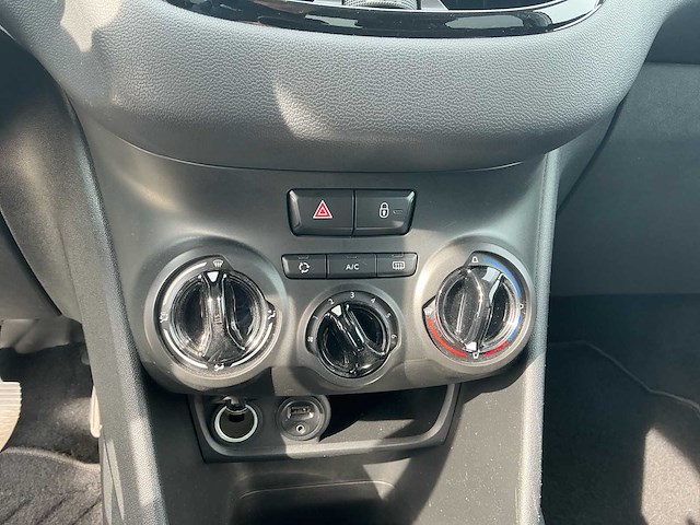 2016 peugeot 208 1.2 puret. blue lion personenauto - afbeelding 23 van  41