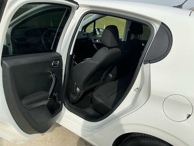 2016 peugeot 208 1.2 puret. blue lion personenauto - afbeelding 26 van  41