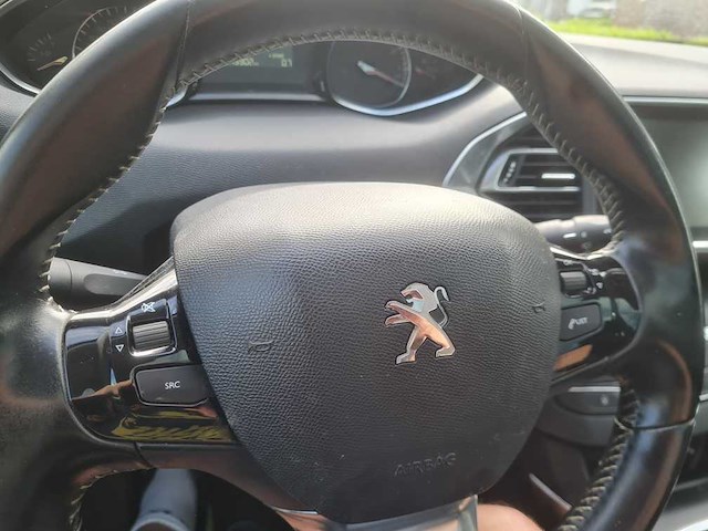 2016 peugeot 308 sw 1.2 puret.blue l. pr personenauto - afbeelding 12 van  13