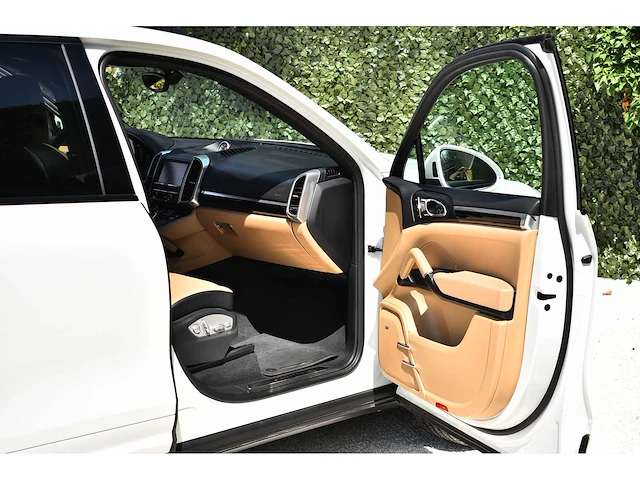 2016 porsche cayenne suv 3,6l v6 - 2016 - btw auto - afbeelding 62 van  87