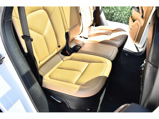 2016 porsche cayenne suv 3,6l v6 - 2016 - btw auto - afbeelding 69 van  87