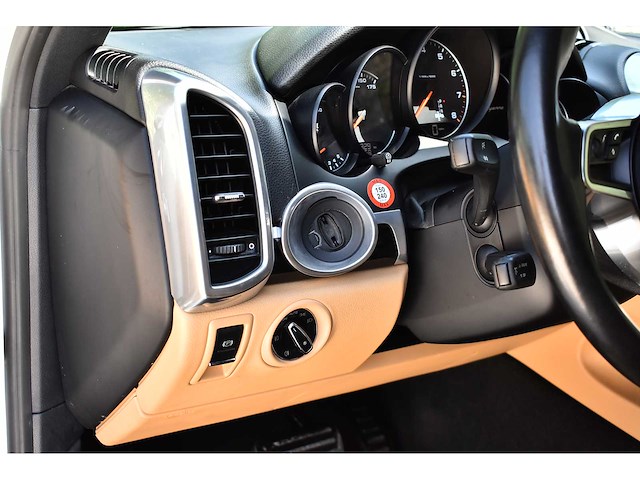 2016 porsche cayenne suv 3,6l v6 - 2016 - btw auto - afbeelding 42 van  73