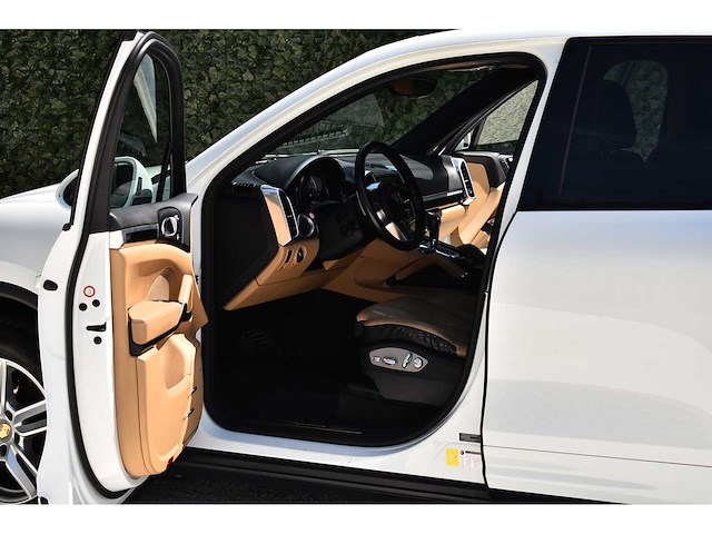 2016 porsche cayenne suv 3,6l v6 - 2016 - btw auto - afbeelding 57 van  73