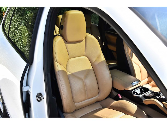 2016 porsche cayenne suv 3,6l v6 - 2016 - btw auto - afbeelding 60 van  73