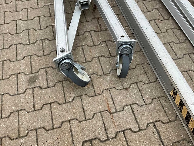2016 reid lifting limited porta gantry agf-1000m aluminium portaalkraan - afbeelding 6 van  9