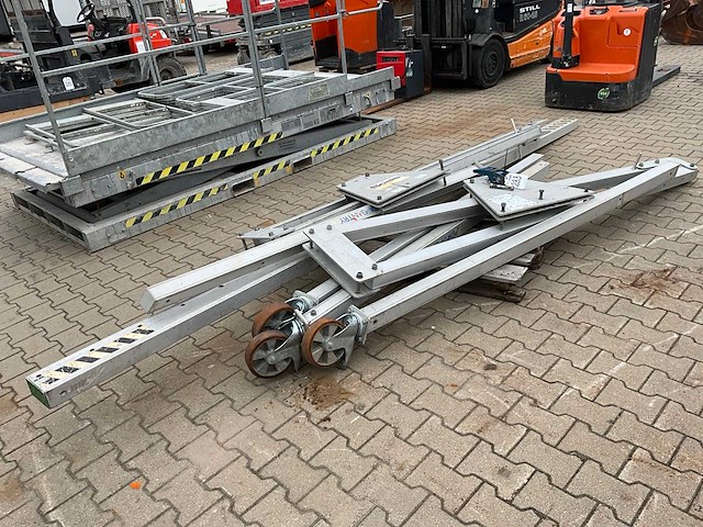 2016 reid lifting limited porta gantry pgas3000t portaalkraan - afbeelding 2 van  8