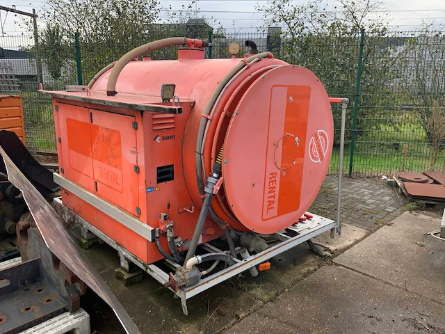 2016 rom chemisch toilet zuiginstallatie - afbeelding 1 van  11