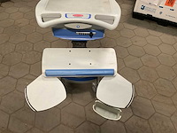 2016 rubbermaid 1849201 hospital cart computer monitor - afbeelding 1 van  2