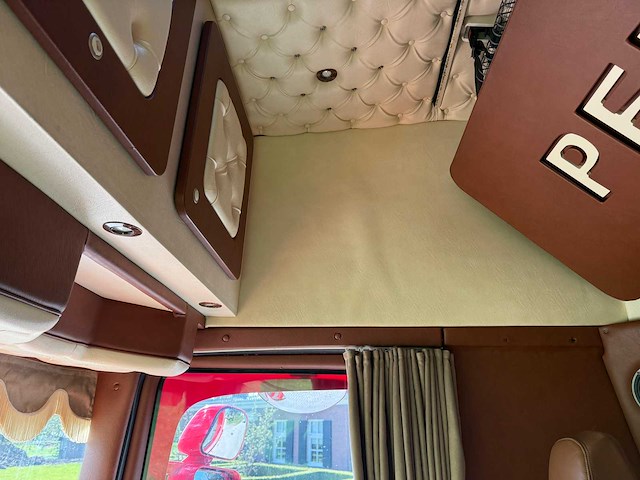 2016 scania r450 6x2 showtruck special interior vrachtwagen - afbeelding 9 van  36
